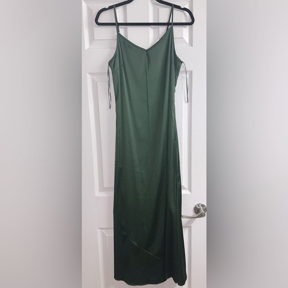 Sugarlips Dresses & Skirts - SUGAR+LIPS MAXI DRESS NWT XS
